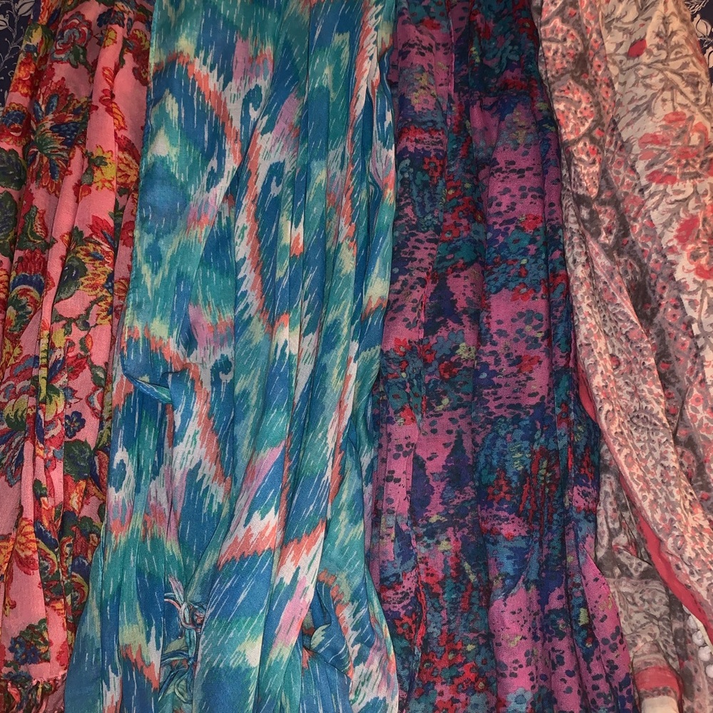 American Eagle scarves